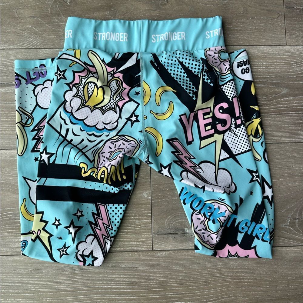 STRONGER | Graphic Blue Pop workout gym Leggings - Picture 3 of 3